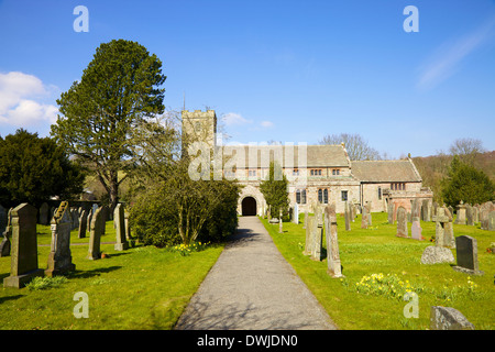 Cimetière à l'église St Kentigern, Caldbeck, Lake District, Cumbria, Angleterre, Royaume-Uni. Banque D'Images