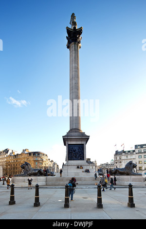La colonne Nelson à Trafalgar Square, Londres, UK Banque D'Images