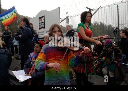 Faslane365 1er octobre 2007, un an de blocus pacifique continue de la base Trident Banque D'Images