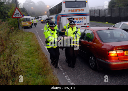 Faslane365 1er octobre 2007, un an de blocus pacifique continue de la base Trident Banque D'Images