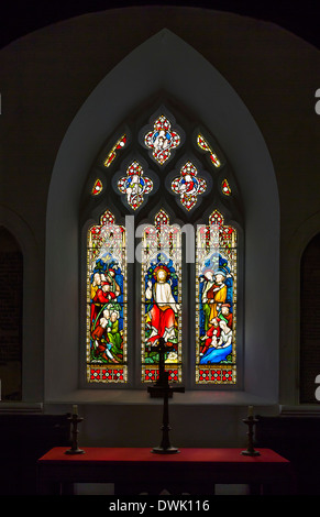 Vitrail de l'église de Saint Tudno sur le Great Orme, Llandudno, Conwy, au nord du Pays de Galles, Royaume-Uni Banque D'Images