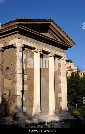 Italie, Rome, tempio della Fortuna virile, temple de Portunus virilis Banque D'Images