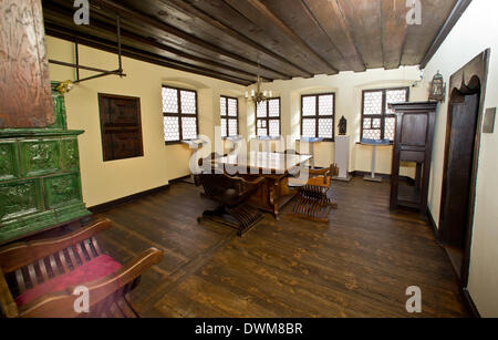 Nuremberg, Allemagne. Mar 11, 2014. Vue sur la modernisation de la salle de séjour dans la maison d'Albrecht Duerer à Nuremberg, Allemagne, 11 mars 2014. La ville de Nuremberg Albrecht Duerer modernisé a présenté la Chambre après quatre années de rénovation. Photo : DANIEL KARMANN/dpa/Alamy Live News Banque D'Images