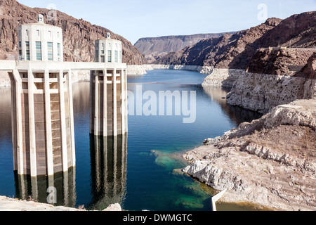 Le Barrage Hoover, près de Bolder City dans le Nevada;USA;Nord;l'une des plus grandes centrales hydroélectriques du barrage de l'eau dans le monde Banque D'Images