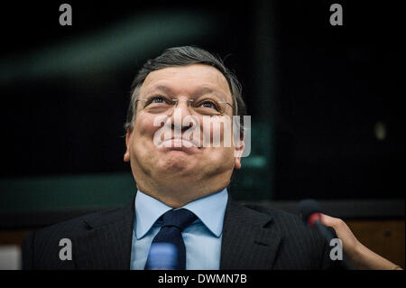 Strasbourg, France . Mar 11, 2014. Jose Manuel Barroso, président de la Commission européenne tient conférence de presse le Conseil Justice et affaires intérieures d'ordre du jour de l'an 2020 et l'état de droit à l'initiative de siège du Parlement européen à Strasbourg, en France, le Crédit photo : dpa 11.03.2014 alliance/Alamy Live News Banque D'Images