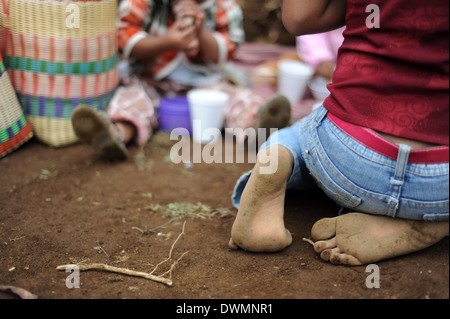 Les enfants autochtones mayas Aqua Escondida, Solola, Guatemala. Banque D'Images