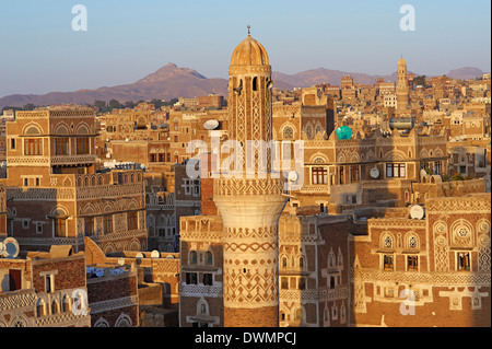 Portrait de la vieille ville de Sanaa, Site du patrimoine mondial de l'UNESCO, au Yémen, au Moyen-Orient Banque D'Images