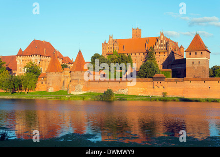 Château de Malbork médiévale, la forteresse de Marienburg de Marie, UNESCO World Heritage Site, Poméranie, Pologne, Europe Banque D'Images