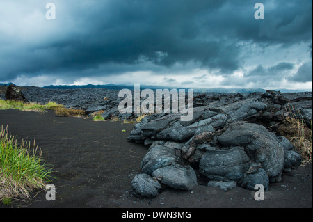 Lave froide après une éruption du volcan Tolbachik, du Kamtchatka, la Russie, l'Eurasie Banque D'Images