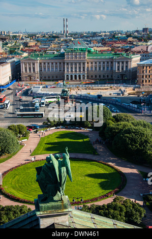 Vue de la cathédrale Saint-Isaac à Saint-Pétersbourg, Russie, Europe Banque D'Images