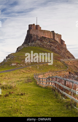 Château de Lindisfarne sur Holy Island, Northumberland, Angleterre, Royaume-Uni, Europe Banque D'Images