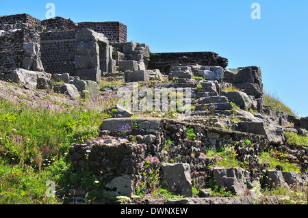 Ruines d'un Temple de Mercure romain sur le sommet du Puy de Dôme, Puy-de-Dôme, France Banque D'Images