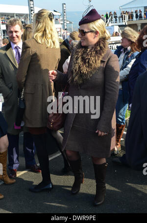 Cheltenham, Gloucestershire, UK . 12Th Mar, 2014. Zara Phillips au jour deux, mesdames Jour du Festival de Cheltenham Gold Cup Crédit : Date 2014 jules annan/Alamy Live News Banque D'Images