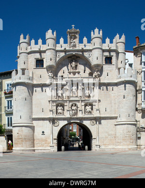 L'Arco de Santa Maria dans la ville de Burgos dans le Castilla-y-Leon région du nord de l'Espagne. Banque D'Images