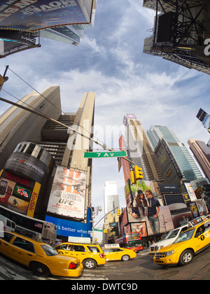 Fisheye tôt le matin vue sur Times Square à New York USA 3 Banque D'Images