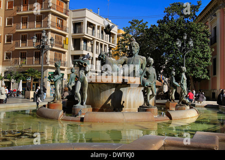 Fontaine de Neptune dans la Mare del Deo, Plaza de la Virgen, Valencia, Espagne Banque D'Images