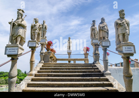 Détail des rois étapes dans le jardin du palais épiscopal Castelo Branco à Castelo Branco, Portugal, Beira Baixa Banque D'Images