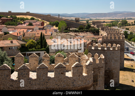 La ville médiévale et la ville d'Avila dans le Castilla-y-Leon région du centre de l'Espagne. Banque D'Images