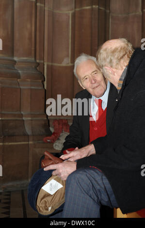 Anthony 'Tony' Neil Wedgwood Benn, PC (né le 3 avril 1925 - 14 mars 2014), anciennement 2e vicomte Stansgate, était un homme politique qui a été membre du Parlement (MP) pendant 50 ans et qu'un ministre du Cabinet en vertu de Harold Wilson et James Callaghan. S'exprimant lors de la cathédrale anglicane de Liverpool, à un rassemblement contre les coupures dans le secteur public 5 février 2011. Crédit : David Colbran/Alamy Live News Banque D'Images