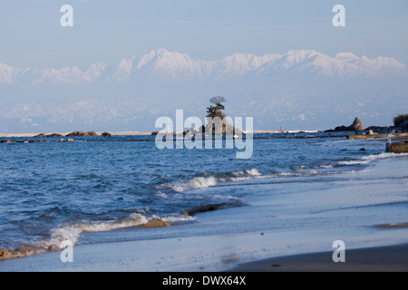 Onnaiwa et plage de Tateyama, Toyama, Japon Banque D'Images