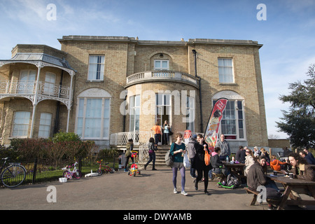 Brockwell House, Brockwell Park, Lambeth, Londres du sud, après avoir été restauré par des parcs pour les gens programme, England, UK Banque D'Images