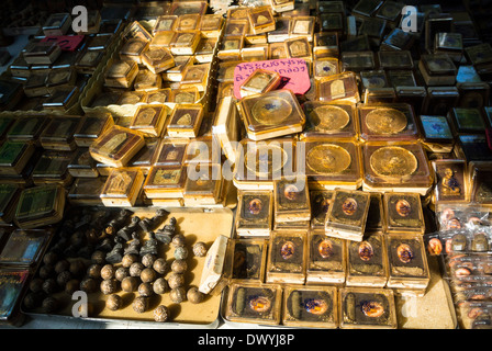 Amulette market à Bangkok en Thaïlande Banque D'Images