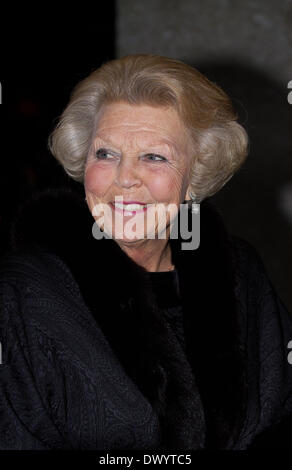 La Haye, aux Pays-Bas. 14Th Mar, 2014. La princesse Beatrix des Pays-Bas assiste à la performance 'Royal Talent pour la Princesse Beatrix' offert par le Conservatoire Royal de La Haye, Pays-Bas, 14 mars 2014. Photo : Albert Nieboer//dpa/Alamy Live News Banque D'Images