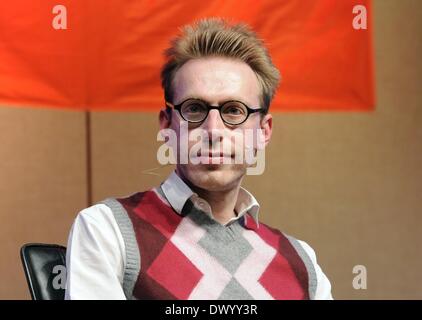 Cologne, Allemagne. 14Th Mar, 2014. Auteur britannique Paul Tammet se lit à l'occasion de l'international literature festival allumé.Cologne à Cologne, Allemagne, 14 mars 2014. Photo : Horst Galuschka/dpa/Alamy Live News Banque D'Images