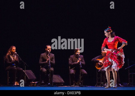 'Trasmín» effectuée par Belén Belén Maya Maya de la société au cours de la London 2014 Festival Flamenco Banque D'Images