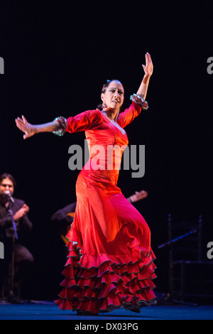 'Trasmín» effectuée par Belén Belén Maya Maya de la société au cours de la London 2014 Festival Flamenco Banque D'Images