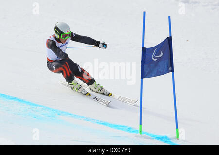 Sochi, Russie. Mar 15, 2014. Fukutaro Yamazaki (JPN), le 15 mars 2014 -Ski Alpin : Homme Slalom géant debout à 'Rosa Khutor Alpine' Centre pendant la Sotchi 2014 Jeux paralympiques d'hiver de 2010 à Sotchi, Russie. © Yohei Osada/AFLO SPORT/Alamy Live News Banque D'Images