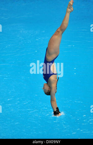 Beijing, Chine. Mar 16, 2014. Tonia Couch d'Angleterre fait concurrence au cours de la plate-forme de 10m de femmes à la finale de la Série mondiale FINA 2014 à Beijing, capitale de Chine, le 16 mars 2014. Tonia Couch a remporté la médaille de bronze avec 357,90 points. Credit : Cheng Tingting/Xinhua/Alamy Live News Banque D'Images