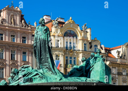 Jan Hus Monument, Staromestke Square, Prague, République Tchèque Banque D'Images