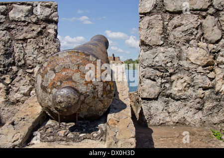 Guatemala, Parc National de Rio Dulce. Castillo de San Felipe. 17e siècle colonial espagnol. Banque D'Images