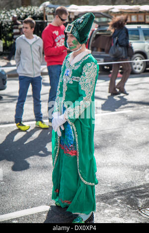 Londres, Royaume-Uni. Mar 16, 2014. St Patrick's Day Parade à Londres : Zefrog Crédit/Alamy Live News Banque D'Images
