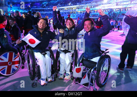 Sochi, Russie. Mar 16, 2014. (L-R), Kano Akira Taiki Morii, Takeshi Suzuki (JPN) Cérémonie de clôture : Cérémonie de clôture pour les Jeux paralympiques d'hiver de 2014 à 'FISHT' Stade olympique de Sotchi, Russie . Credit : Yohei Osada/AFLO SPORT/Alamy Live News Banque D'Images