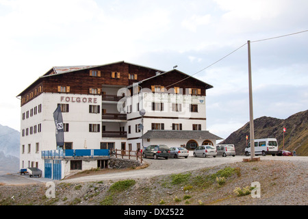 Col du Stelvio. Un col de montagne dans le nord de l'Italie. Parc National du Stelvio, Italie. Banque D'Images