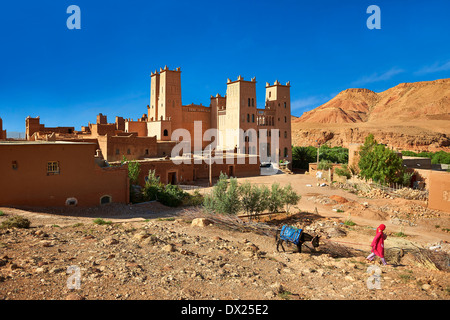 La Kasbah de Glaoui du Tamedaght dans la vallée de l'Ounilla, Maroc Banque D'Images