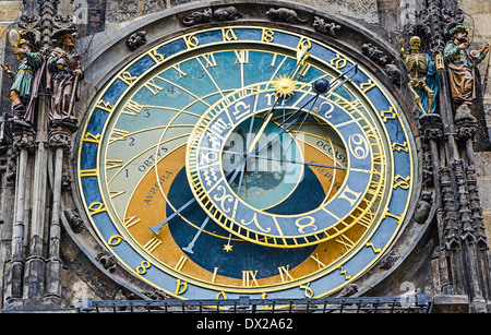 PRAGUE, RÉPUBLIQUE TCHÈQUE - SEP 02 : horloge astronomique de Prague libre. Sep 02, 2013, Prague, République Tchèque Banque D'Images