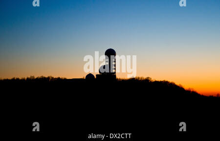 Vue de l'ancien des radômes station d'écoute de la NSA sur le dessus de la montagne Teufelsberg à Berlin, Allemagne, 12 mars 2014. Photo : Daniel Bockwoldt/dpa Banque D'Images