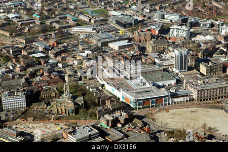Vue aérienne de la ville de Blackburn, de la cathédrale et du centre commercial de Blackburn Banque D'Images