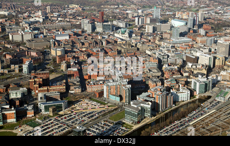 Vue aérienne du centre-ville de Leeds skyline Banque D'Images