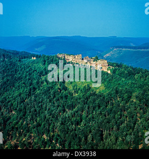 Vue aérienne de château du Haut-Barr rock Alsace France 12e siècle Banque D'Images