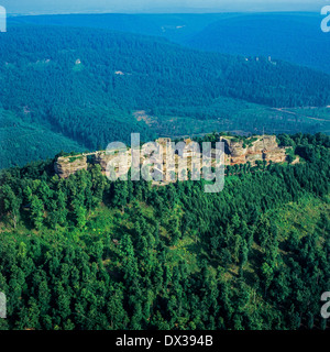 Vue aérienne de château du Haut-Barr rock Alsace France 12e siècle Banque D'Images