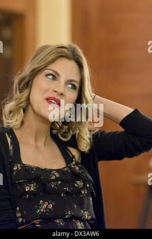 Madrid, Espagne. Mar 17, 2014. Actrice Espagnole AMAIA SALAMANCA, qui est enceinte de 8 mois, au cours de la présentation du téléviseur série 'Galeries' velours à Madrid. © Oscar Gonzalez/NurPhoto ZUMAPRESS.com/Alamy/Live News Banque D'Images