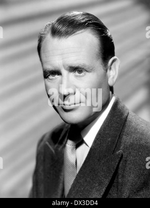 JOHN MILLS (1908- 2005) l'acteur anglais sur 1960 Banque D'Images