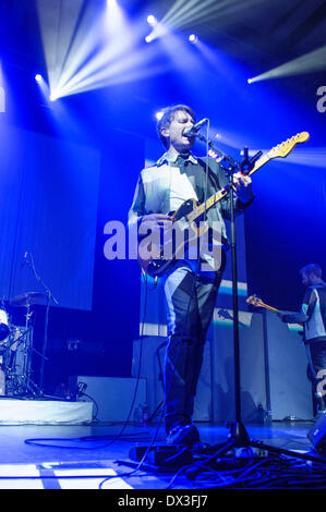 Brighton, UK. Mar 17, 2014. Franz Ferdinand joue le Brighton Dome le 17/03/2014 à Brighton Dome, Brighton. Les personnes sur la photo : Alex Kapranos, Paul Thomson. Credit : Julie Edwards/Alamy Live News Banque D'Images