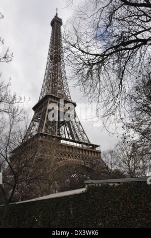 La Tour Eiffel en hiver Banque D'Images