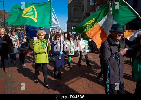 St Patrick's Day Parade Derby England uk Banque D'Images