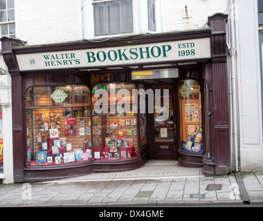 Walter Henry's librairie indépendante à Bideford, Devon, Angleterre Banque D'Images